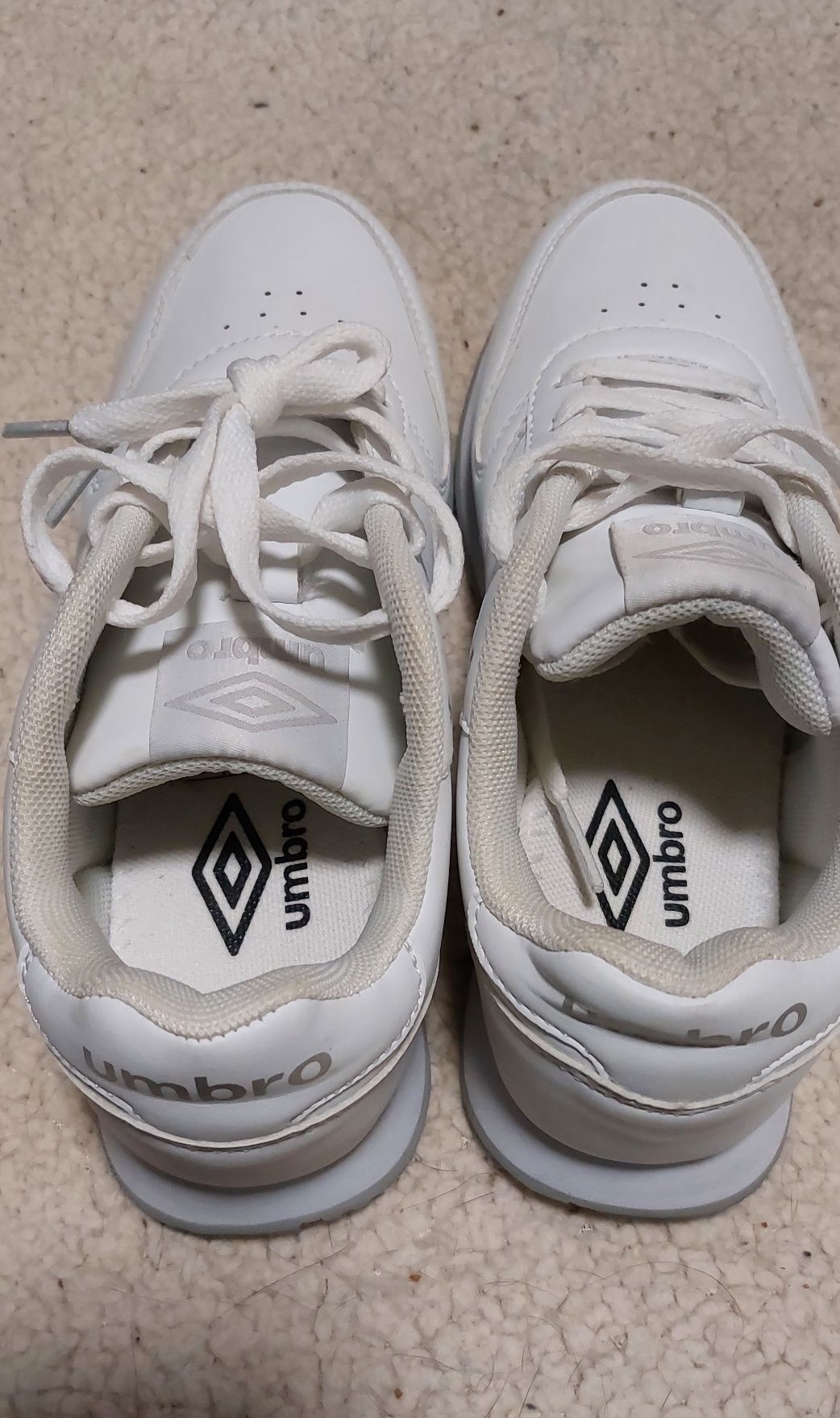 Sprzedam nowe umbro