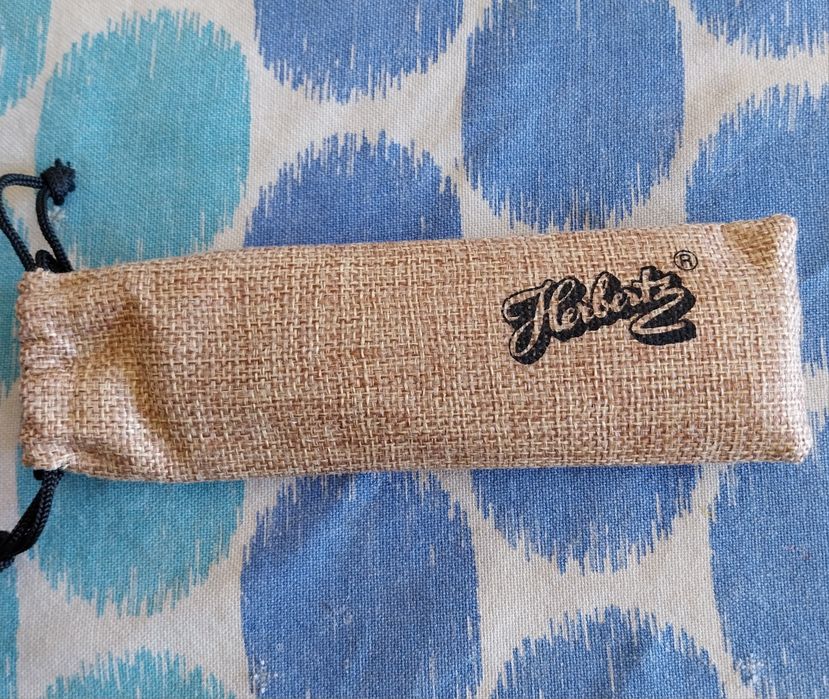 Faca Herbertz com cabo em madeira