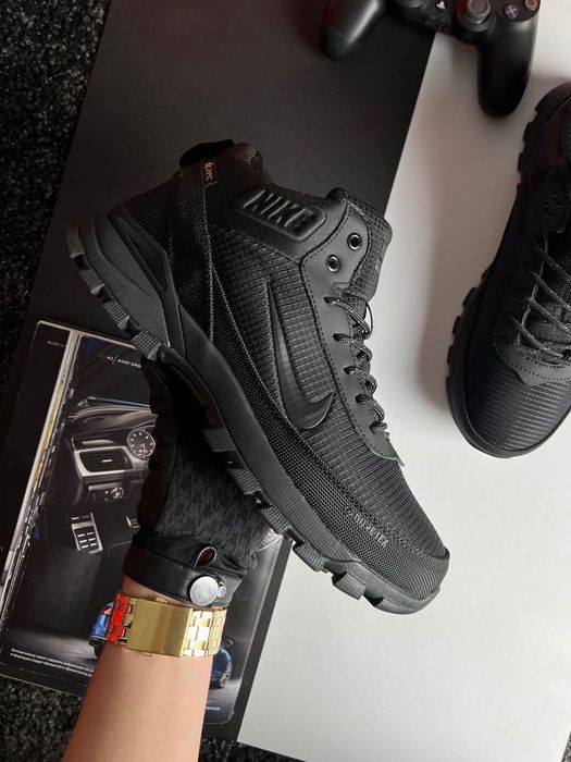 Кросівки Nike Rivah Gore-Tex в 5-ти кольорах