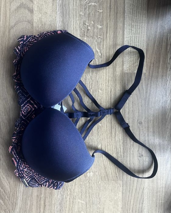 Biustonosz Esotiq 65D Push up