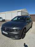 Volkswagen Tiguan Volkswagen Tiguan 2.0 TDI 140 kW DSG • 2018 rok • Automat