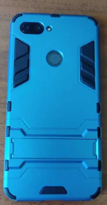 Смартфон Xiaomi Mi 8 Lite