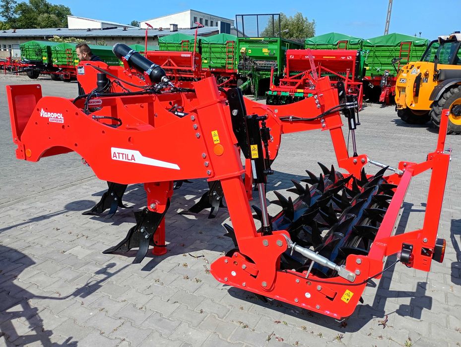 Głębosz, pług dłutowy Maschio Gaspardo Attila 250/5 HYDRO - PROMOCJA !