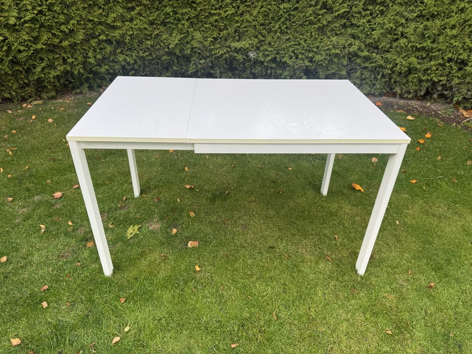 IKEA rozkladany stół VANGSTA i 4 krzesła NORDMYRA w kolorze białym