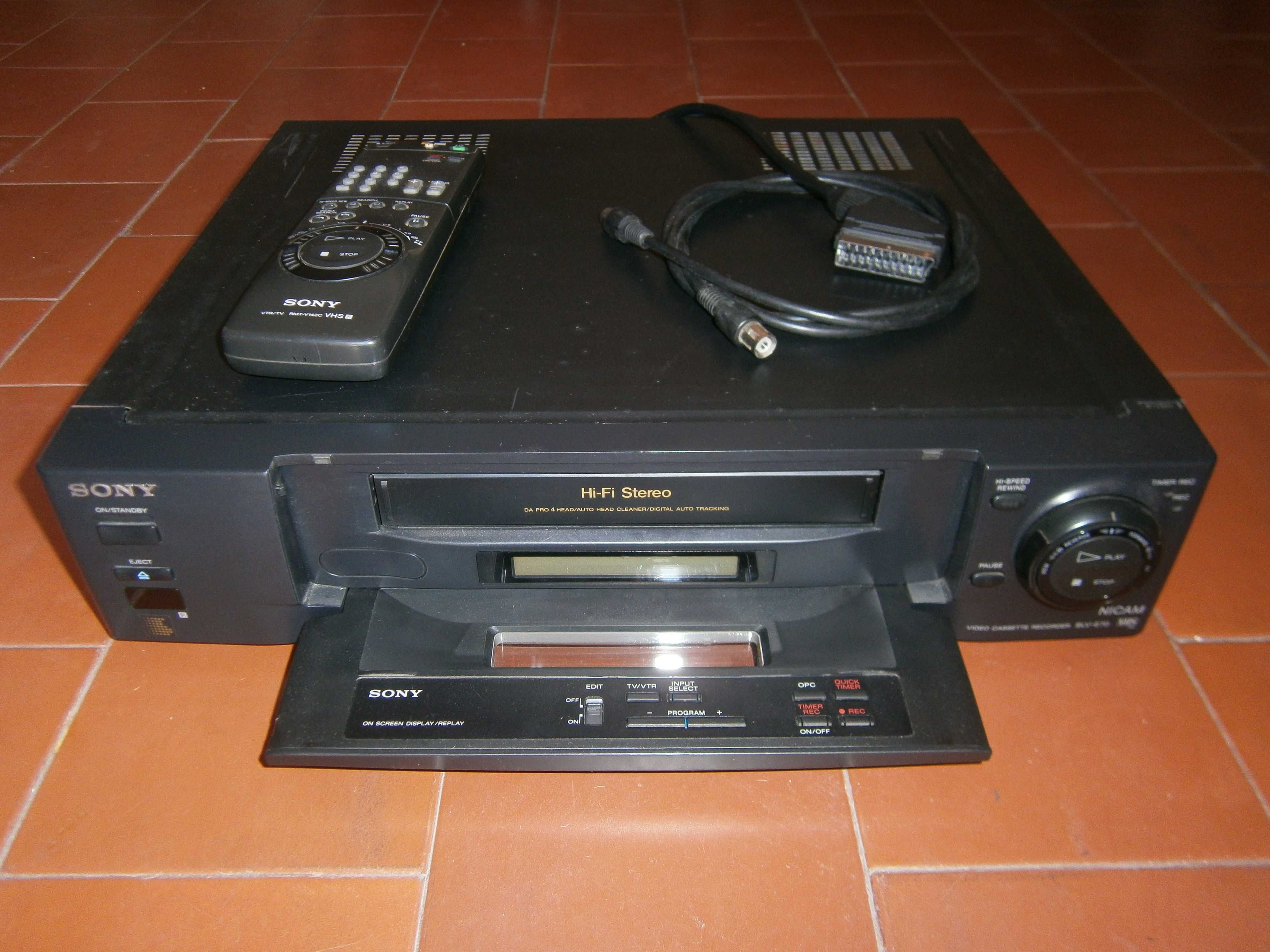 Video-gravador/leitor VHS SONY- Oportunidade