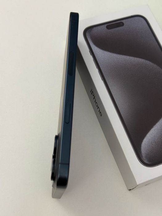 Apple iphone 15 Pro Max 256 Blue