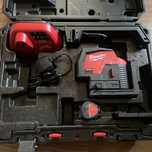 Laser milwaukee M12CLLP krzyzowy liniowo punktowy nowy