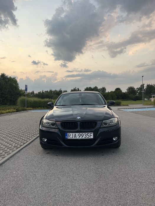 BMW E90 325IX 218km polift