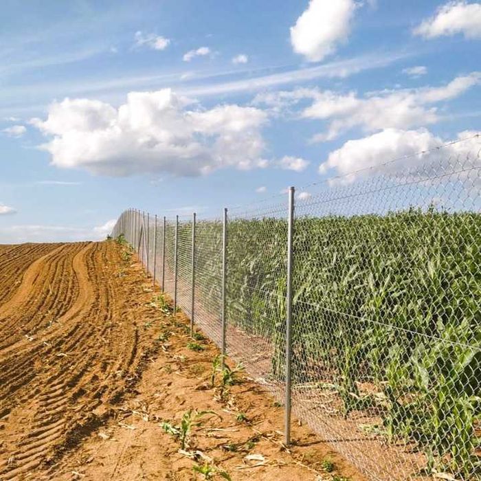Montaż ogrodzeń siatka / panel / bramy / farmy PV / Inne obiekty