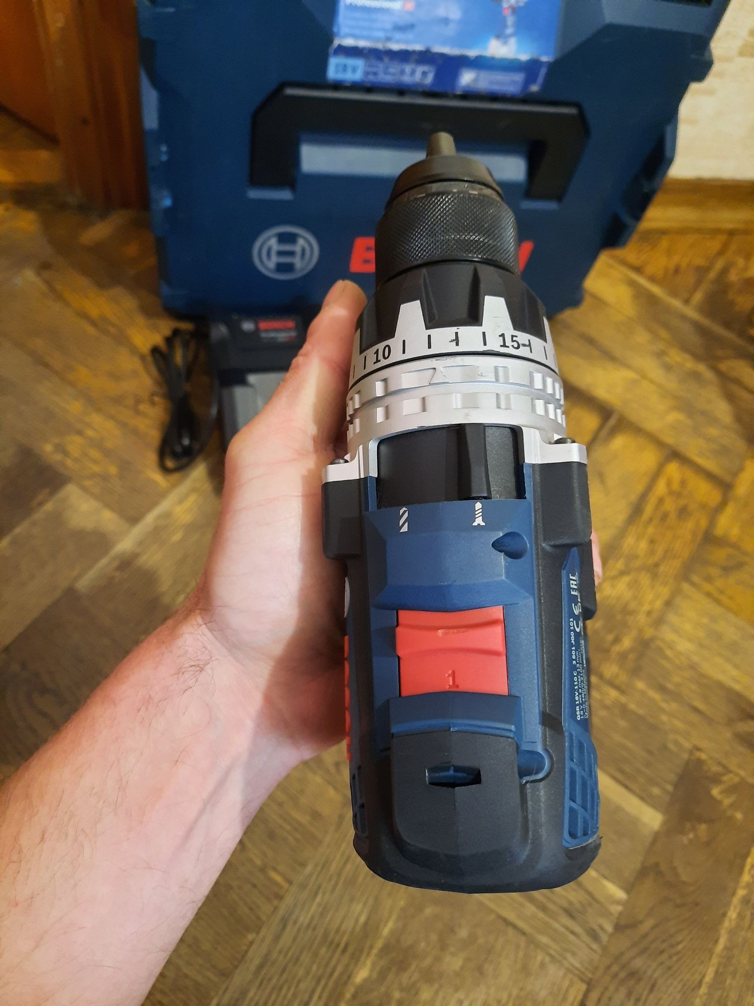 Комплект!!Безщітковий шуруповерт Bosch GSR 18V-110 C+акб(4аг)+з/у+кейс
