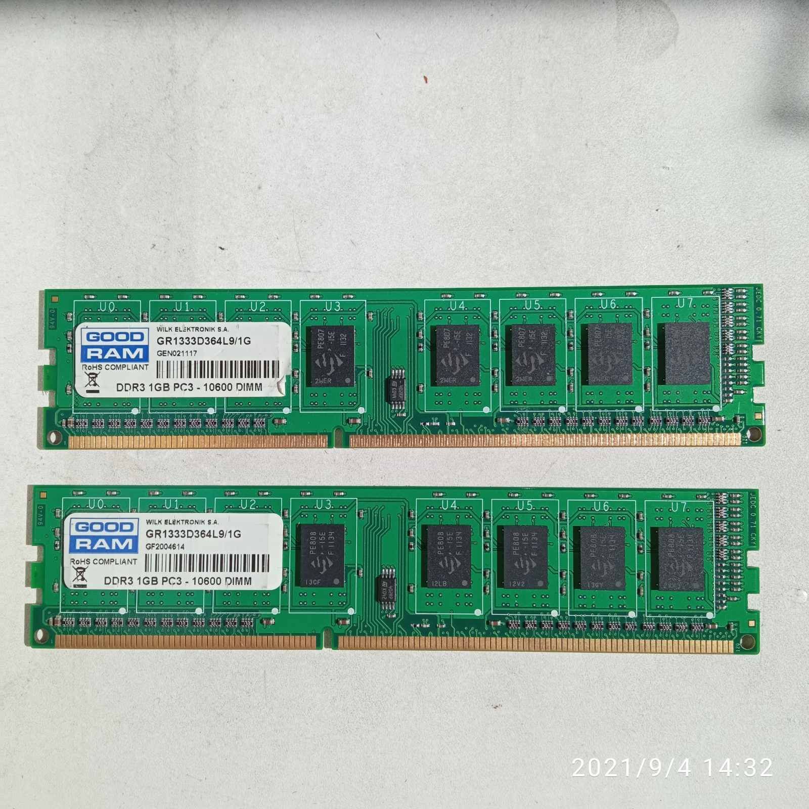 Продам 2 планки памяти для ПК ddr3 1Гб