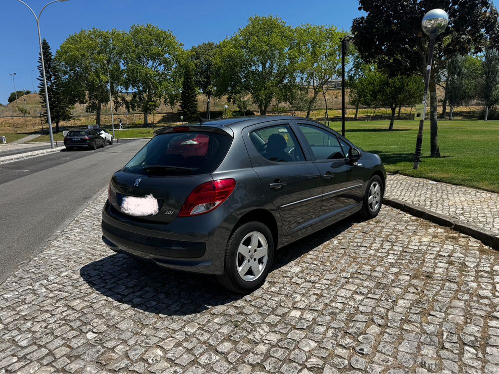 Peugeot 207 1.4,