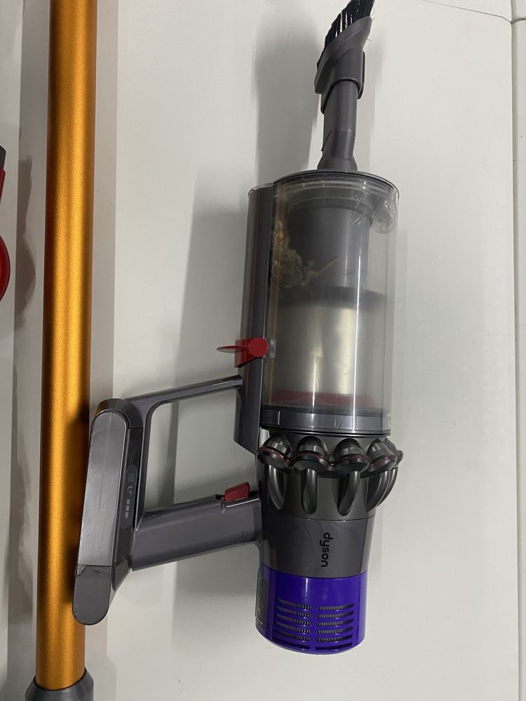 Aspirador Dyson V10 2 modelos