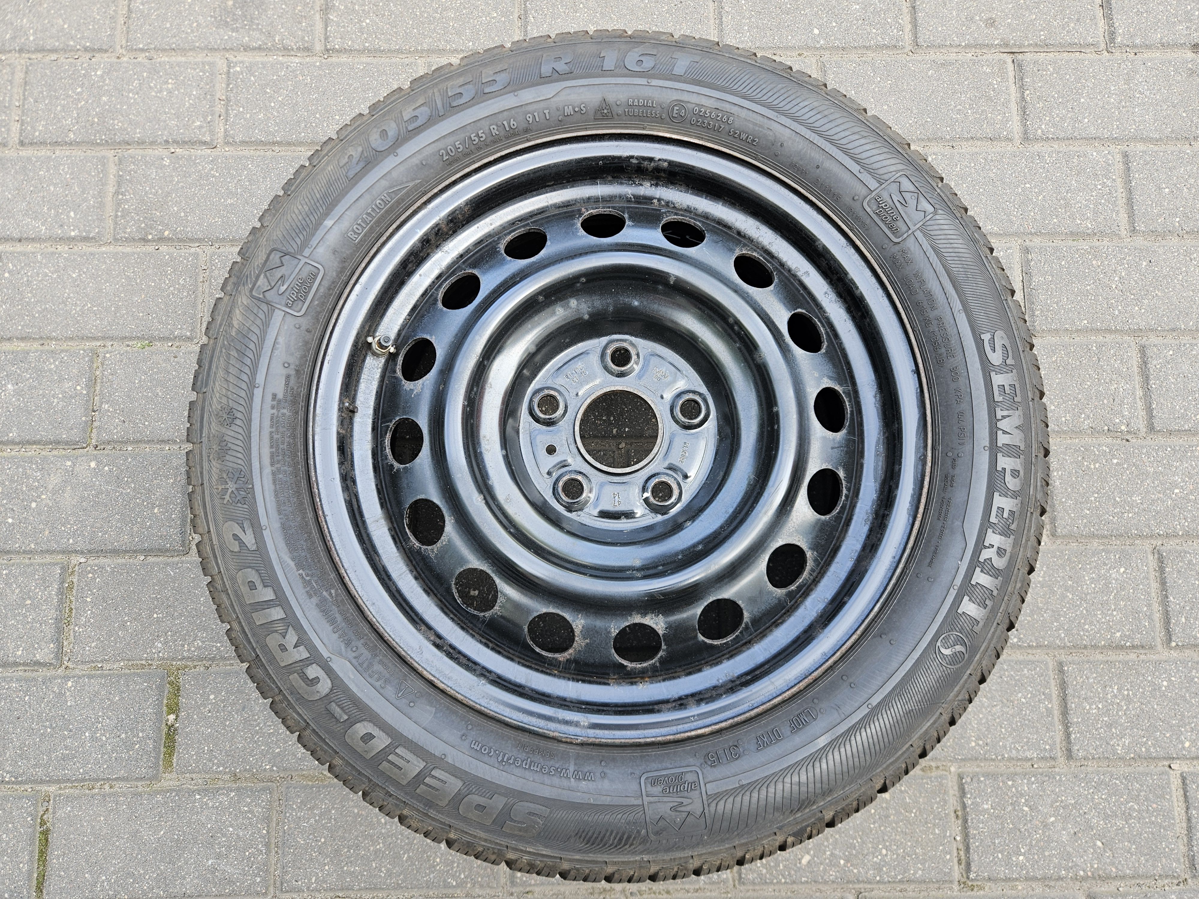 4x Felgi stalowe używane 16 5x114,3 ET45 Toyota Auris II Corolla E15