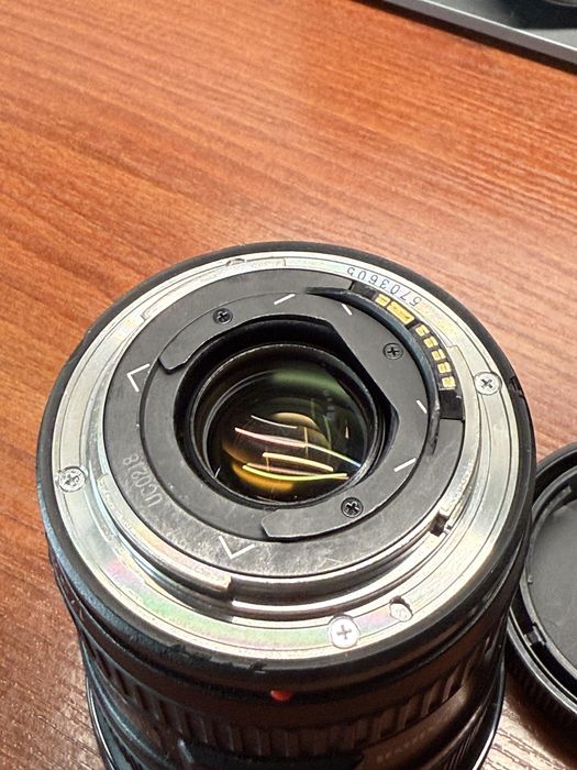 Продам обєктив  CANON 17-40mm f4.0 L