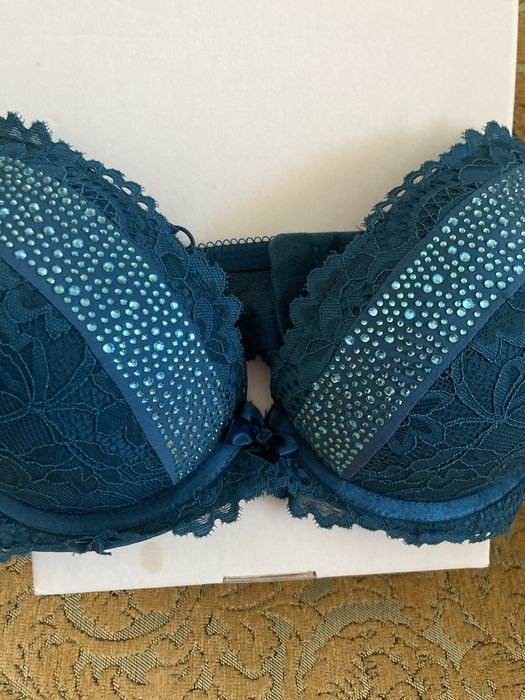 Продаю бюстгальтер.очень красивый, отличное качество,