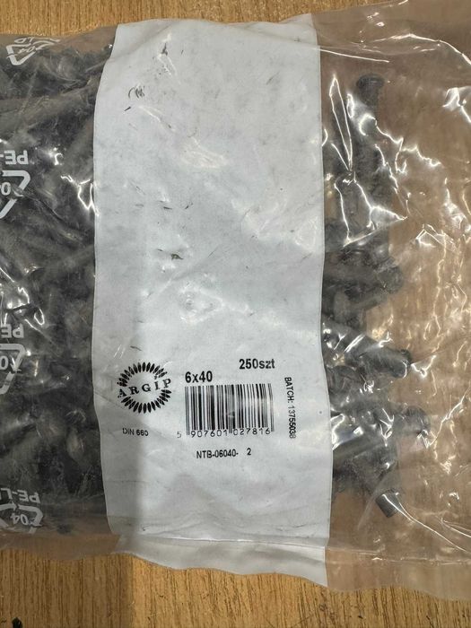 Заклепки металеві 660 М6*40