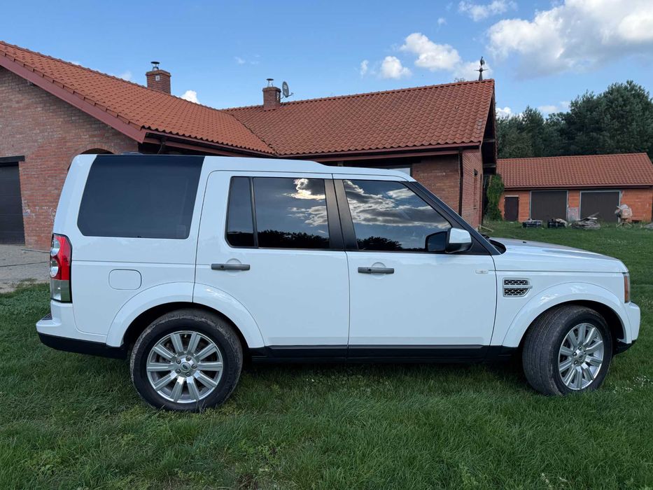 Land Rover Discovery 4