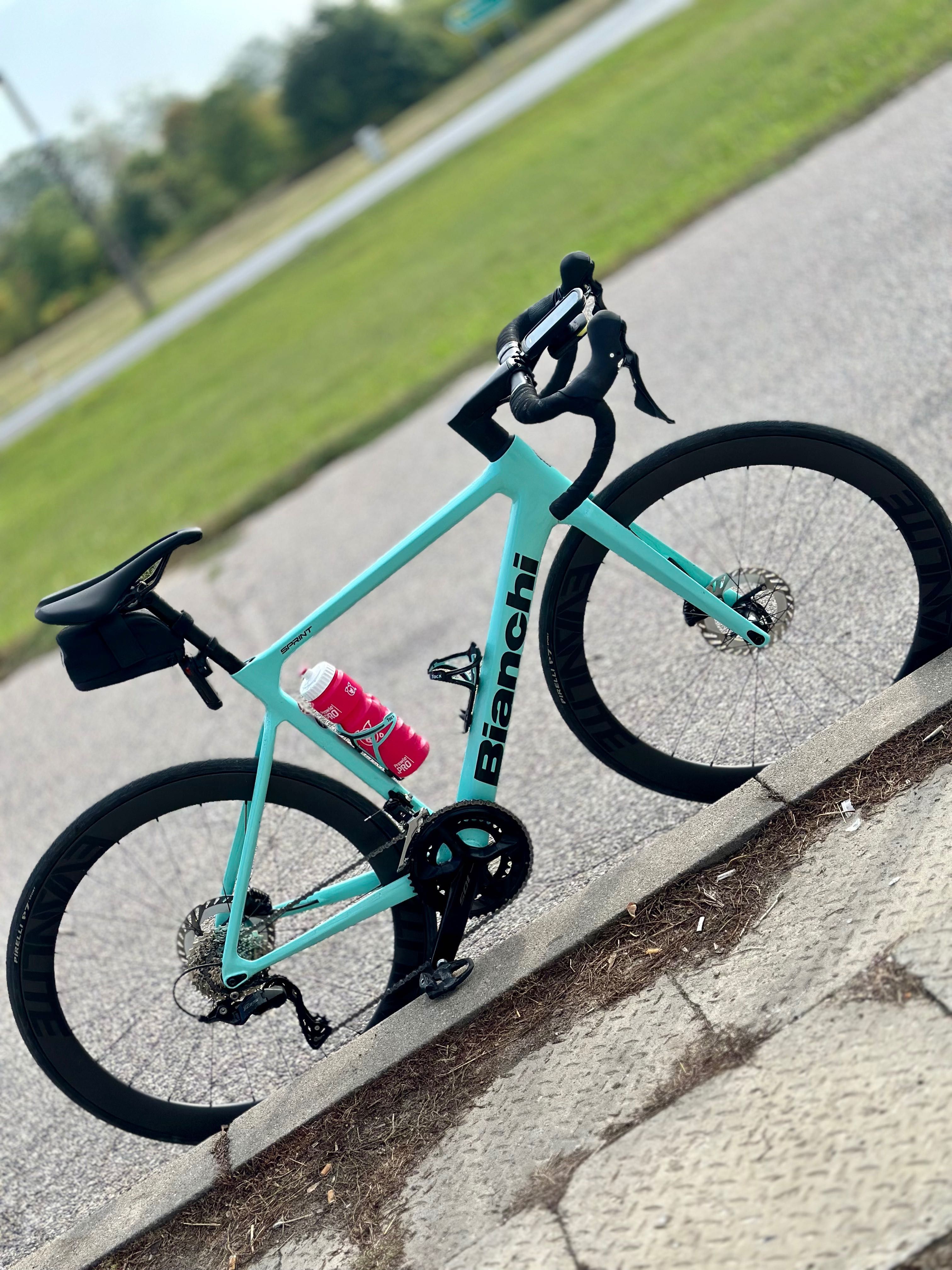 Rower szosowy Bianchi Sprint r. 53 + koła Evanlite 50mm, Shimano 105