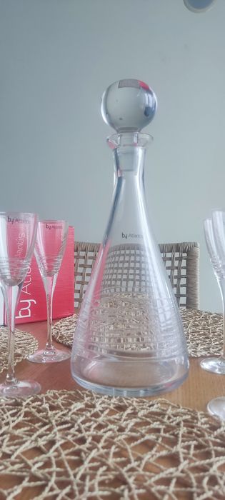 Conjunto Garrafa + Copos de licor em Cristal, by Atlantis. NOVO