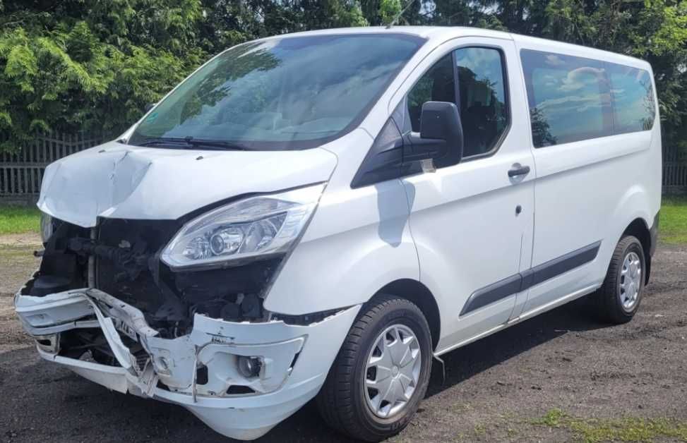 Бампер задній Ford Transit Custom розборка Ford Transit Custom