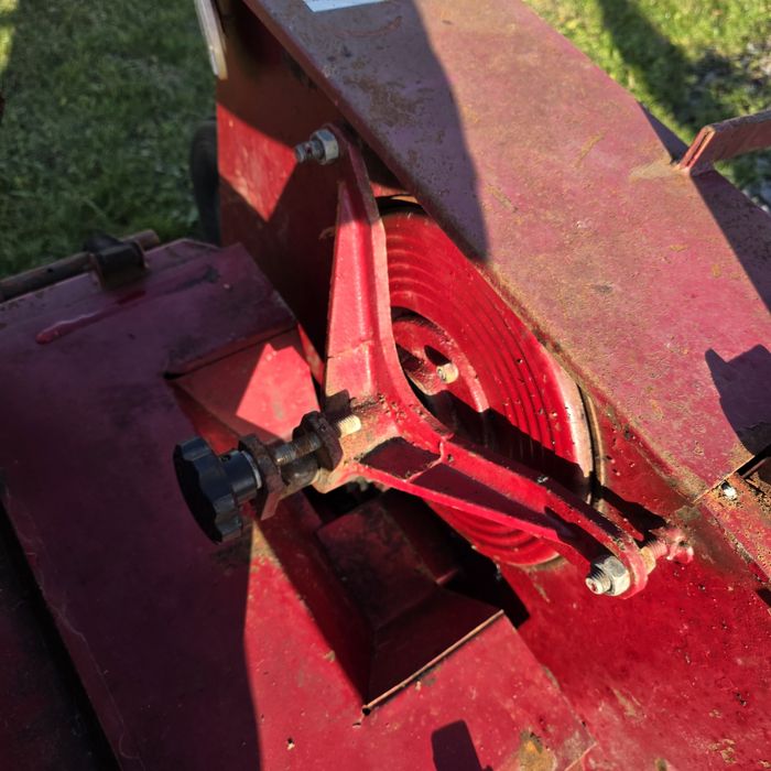 Сілосний комбайн січкарня до кукурудзи