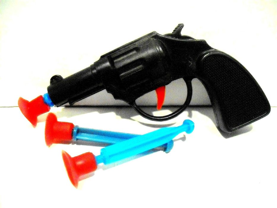 BRINCOVIANA - Pistola de brincar com dardos antiga