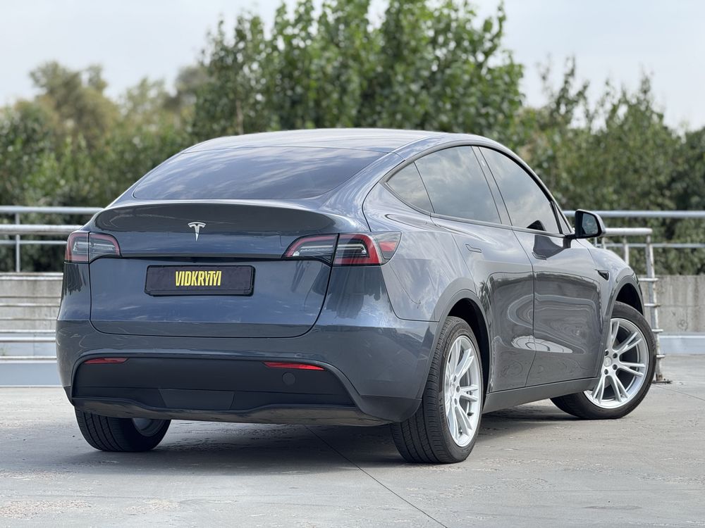 Tesla Model Y Long Range Dual Motor 2022 року, 82кВт, 28т.км.