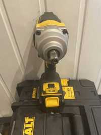 (973/24) Klucz udarowy DeWalt 18 V 4. 0