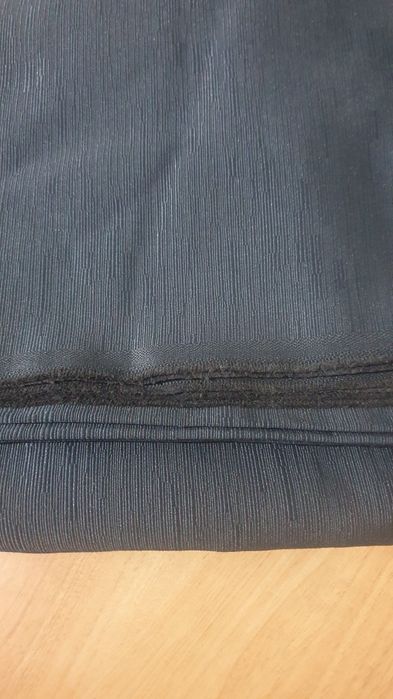 Tecido grosso azul escuro