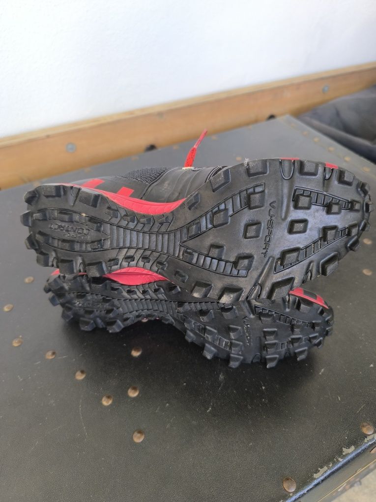 Ténis trail running e OCR - VJ Irock 4
