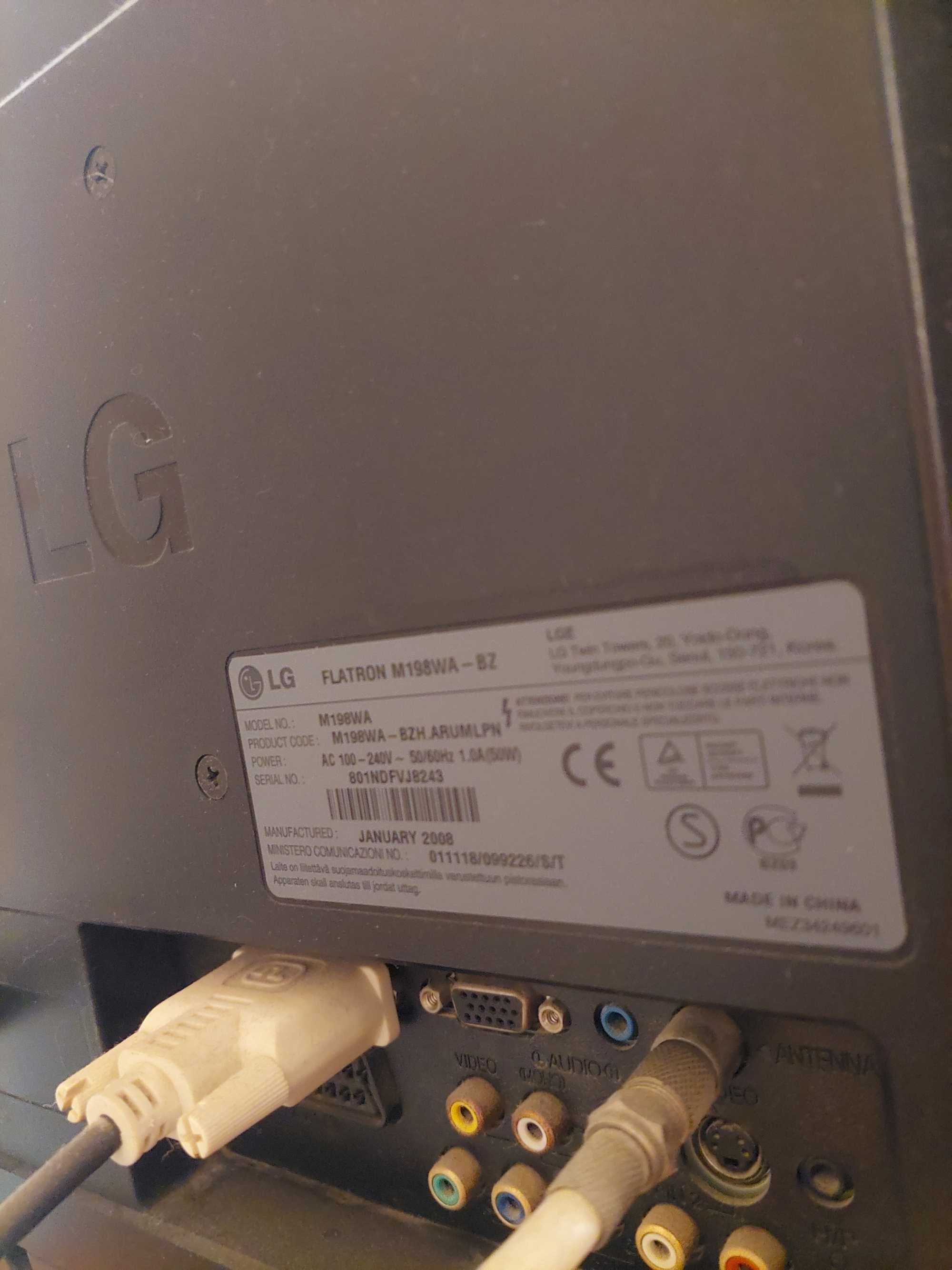 Монитор LG Flatron M198WA