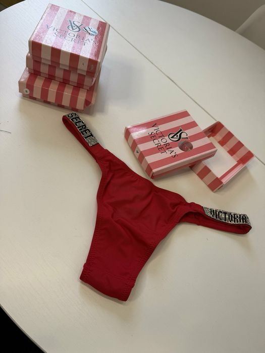 Stringi cyrkonie Victoria Secret