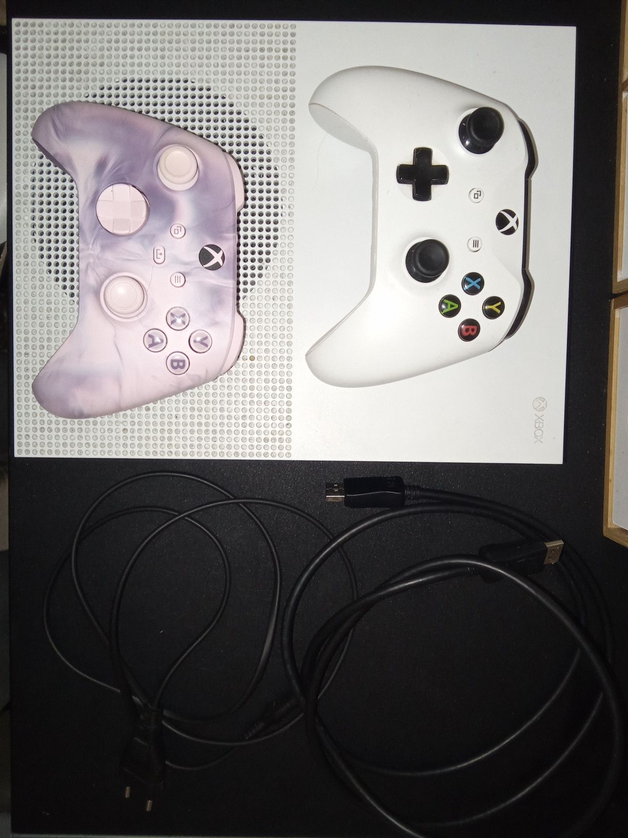 Xbox One S , 2 pady i GTA5 AKTUALNE