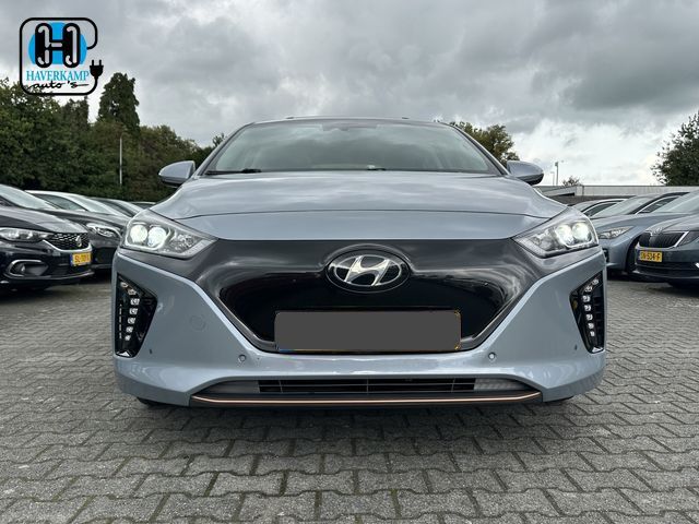 Хюндай Hyundai Ioniq. 232 km