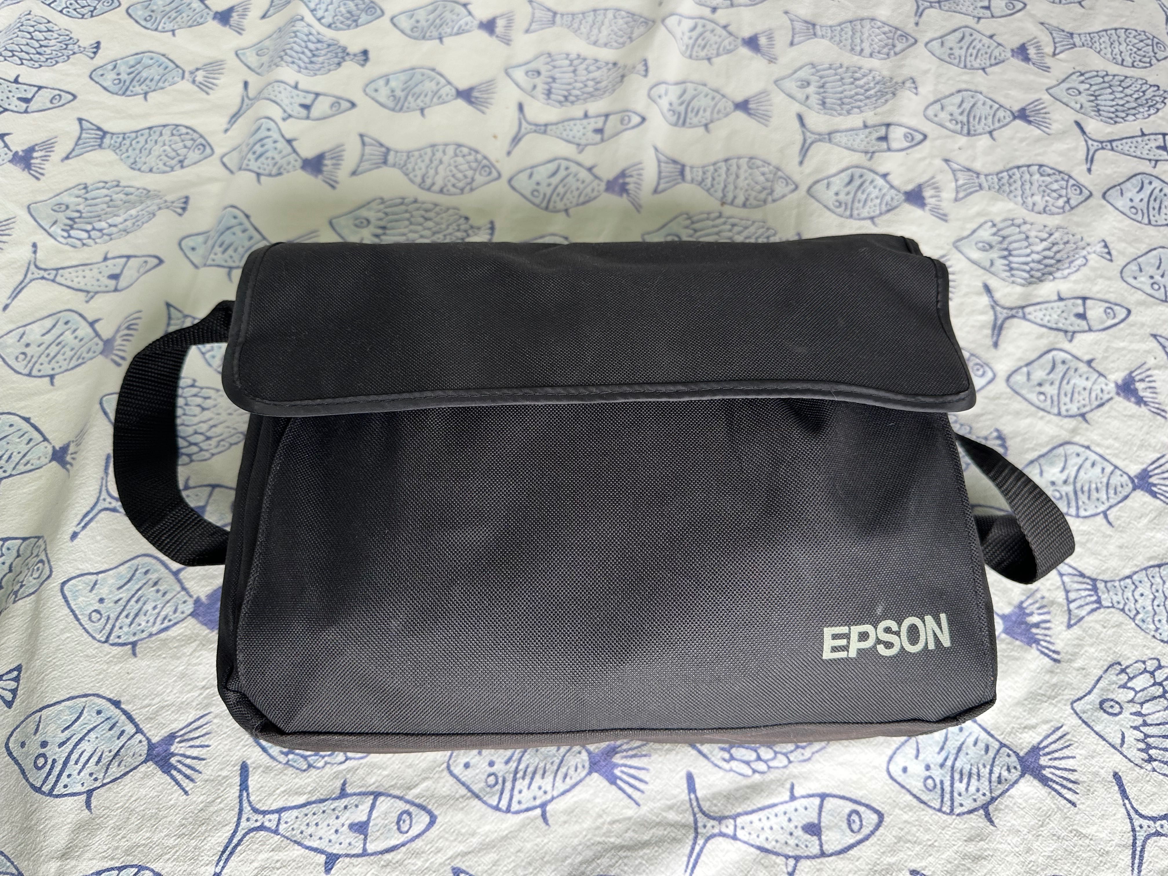 Projektor EPSON EB-W8