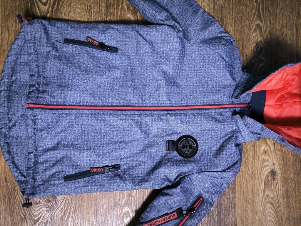 Деми куртка для мальчика 140р