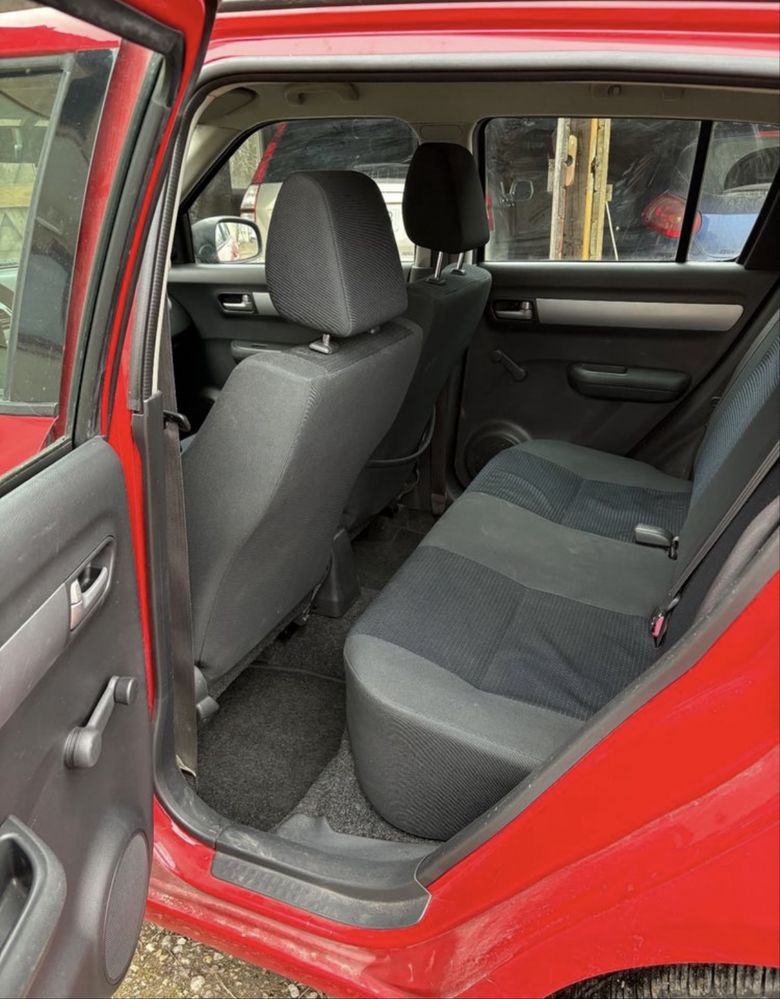 Suzuki Swift 1.3 benzyna