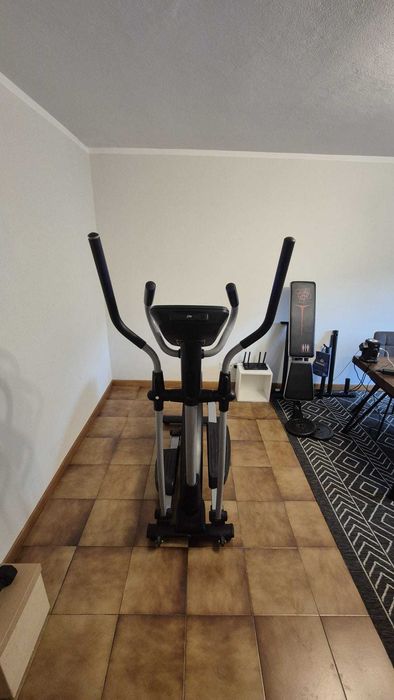 Elíptica NordicTrack C 7.5 - Sensores Cardíacos + entrada Mp3/Ipod