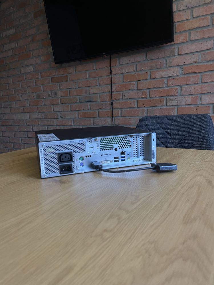 Системник FUJITSU