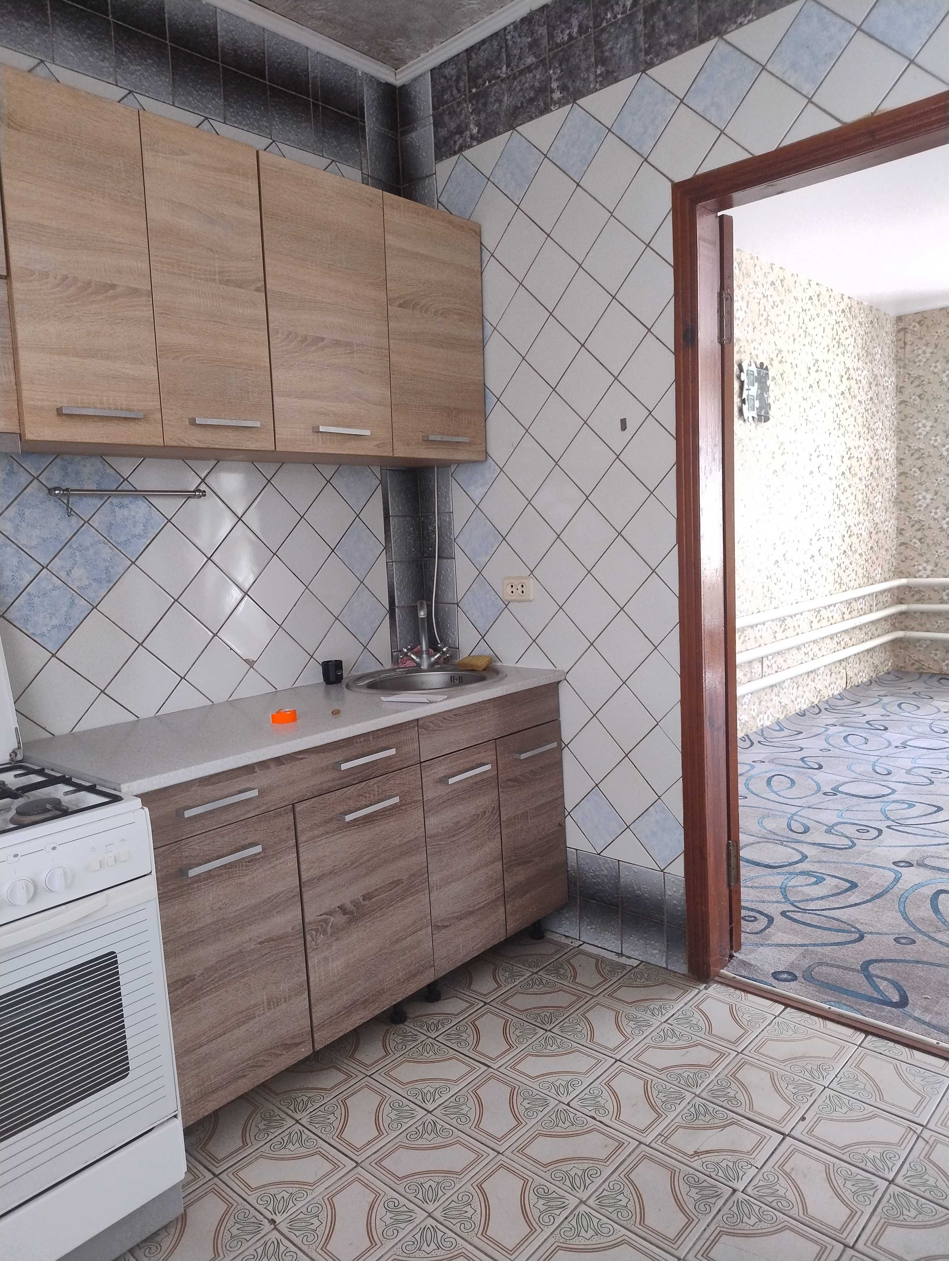 Продам гарний будинок, с. Андріївка, 12 соток, 60 км від Харкова.