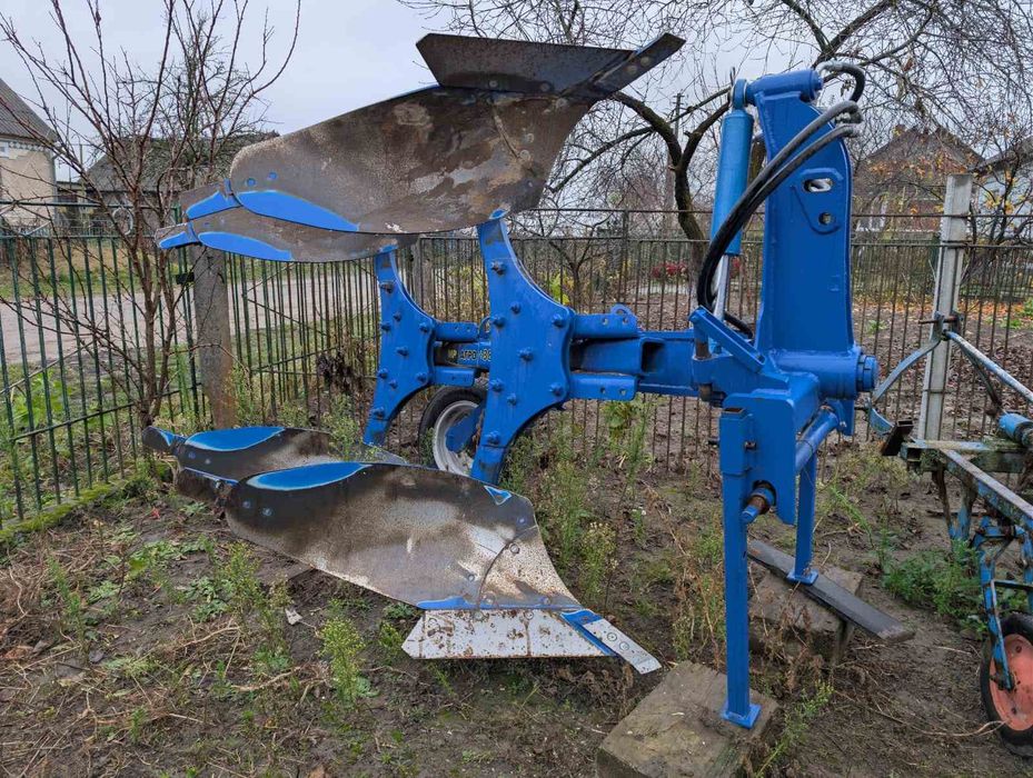 Плуг оборотний 2х корпусний, 2+ по типу lemken