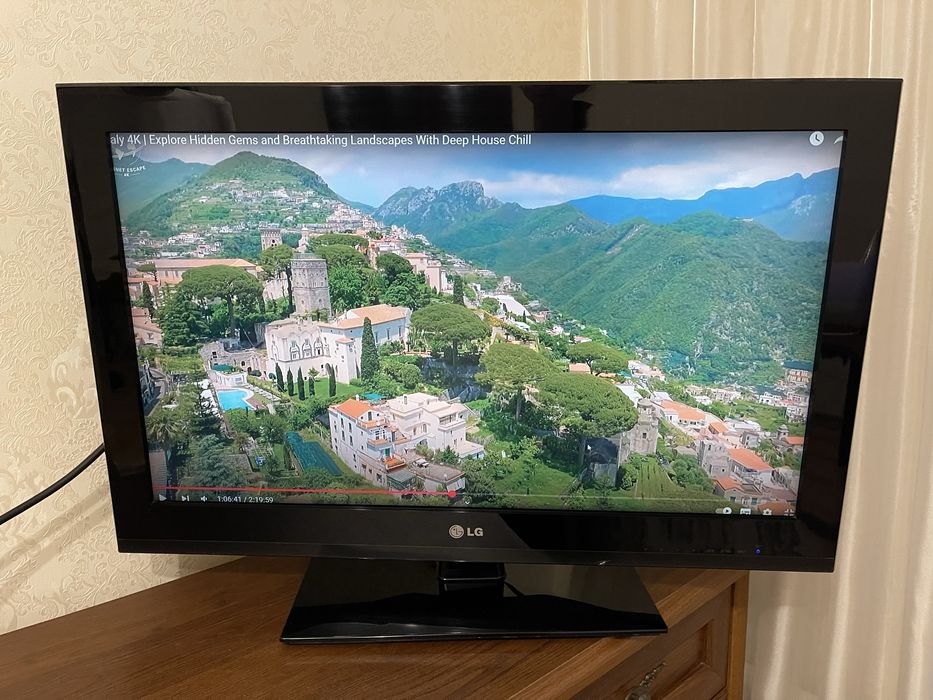 Телевізор LG, діагональ 32 дюйма +кабель hdmi модель 32CS560