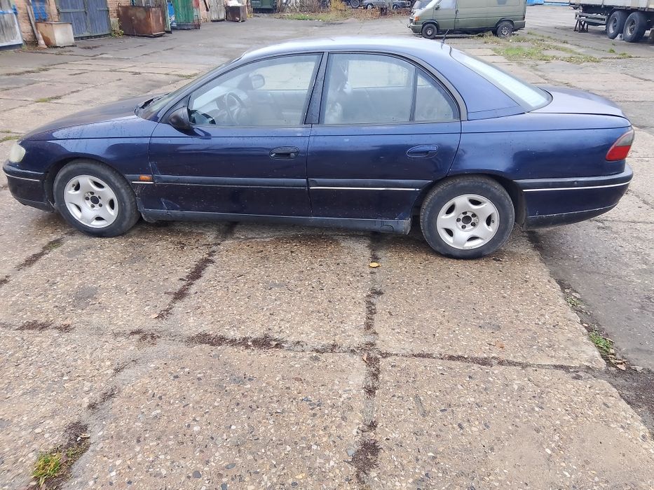 Продам Опель омега Б .