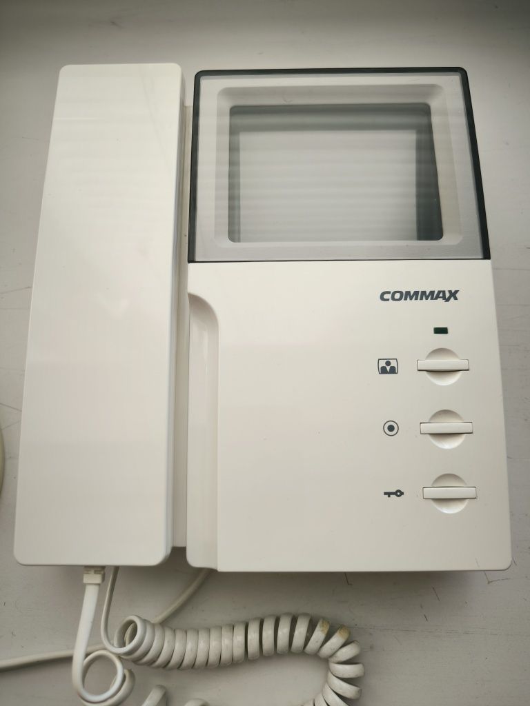 Видеодомофон COMMAX DPV-4HP