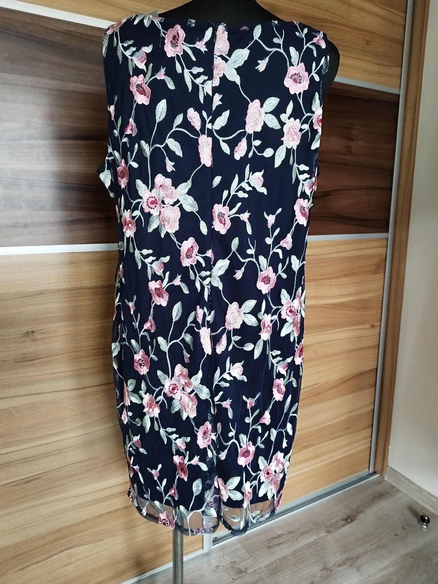 Elegancka sukienka na wesele 46 nowa z metką