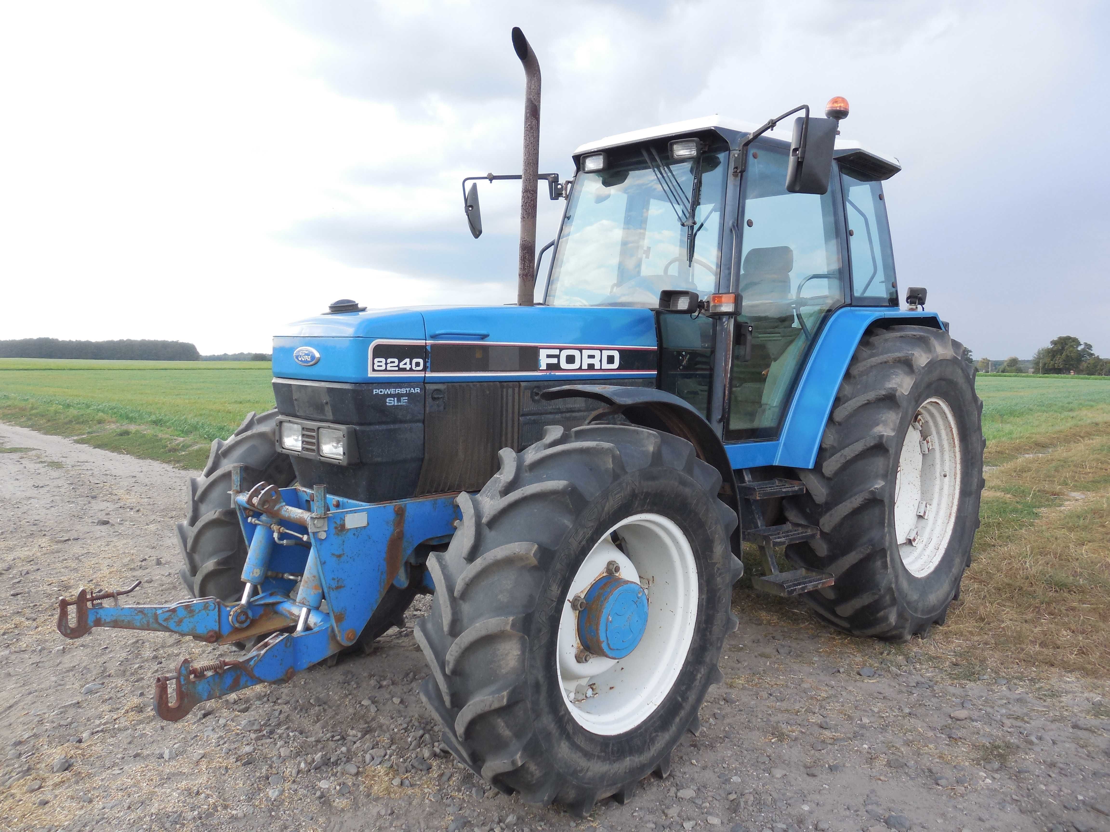 Ciągnik Rolniczy FORD 8240 4x4 1992 r 115KM 40km/h FORD NEW HOLLAND