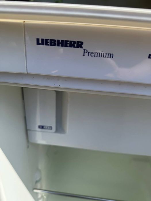 Холодильник Liebherr Premium вбудований. Гарний стан, повністю робочий