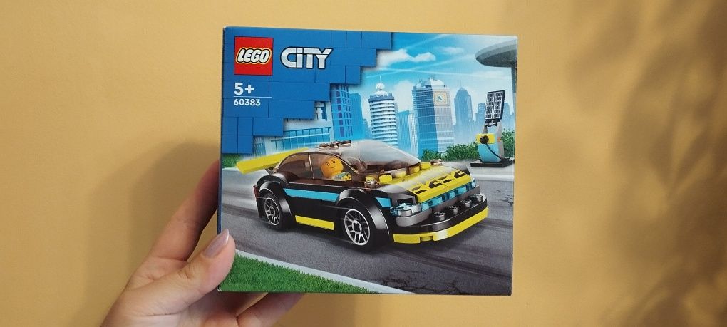 60383 LEGO City Elektryczny samochód sportowy