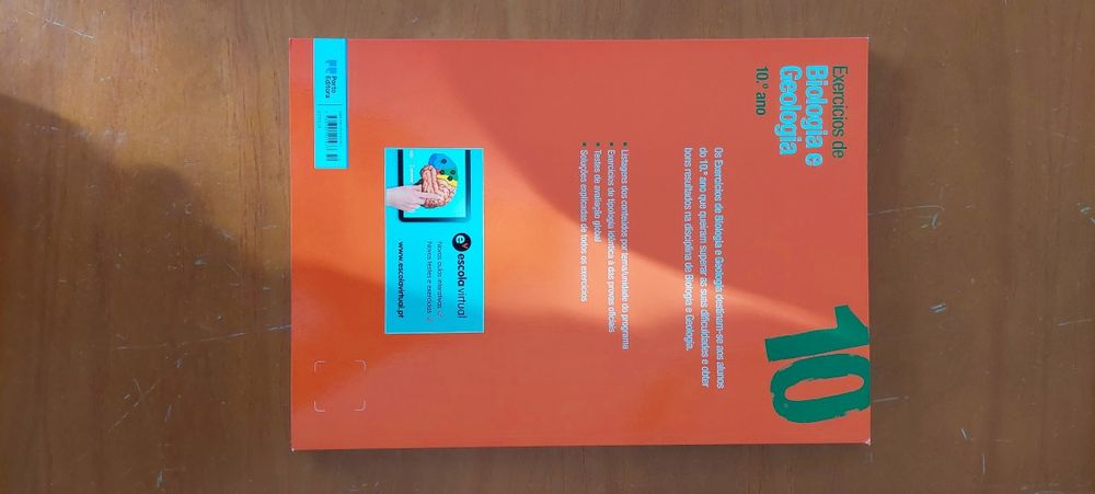 Livro exercícios de Biologia e Geologia 10 ano